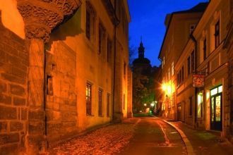 Ночные улицы города Кутна-Гора