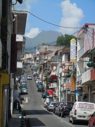 Улица города Бас-Тер, Гваделупа.