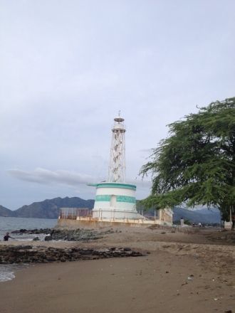 Маяк города Дили.