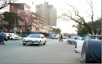 Улица в г. Китве-Нкана.