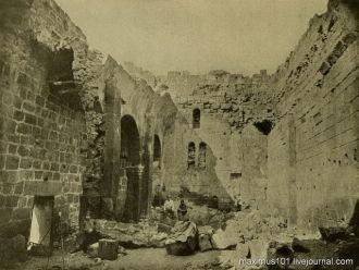 Руины церкви Сурб Геворг в Артике на ста