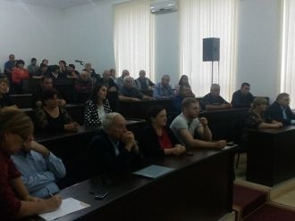 Местные жители города Ланчхути.