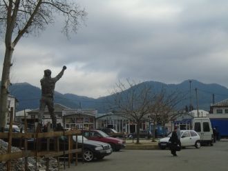 Город Ланчхути ночью.