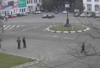 На улице города Ланчхути.