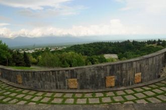 Вид на Гурджаани с высоты.