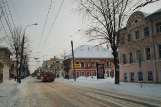 На улице города Каратау.