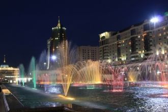 Ночной город Хромтау.