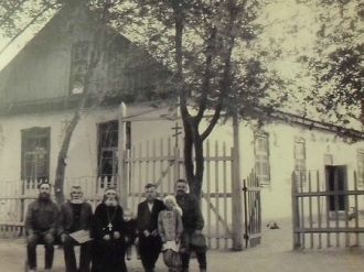 Былые времена в городе Уштобе.