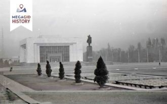 На улице города Алга.