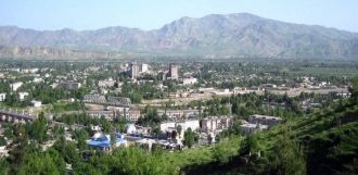 Панорама города Вахдат.