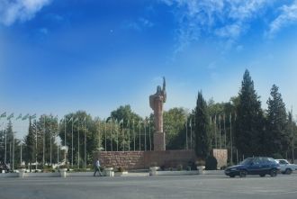 Достопримечательность города Вахдат.