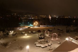 Зимняя ночь в городе Устронь