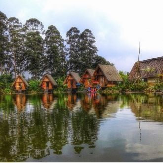 Bamboo Village, Бандунг, Индонезия.