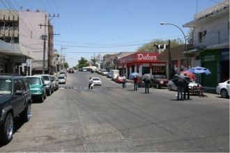 На улице города Кульякан.