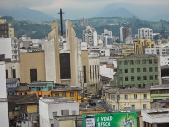 Этот красивый храм находится в городе Ма