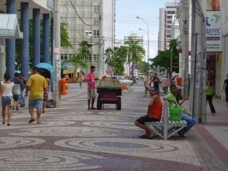 Жители и гости Аракажу.