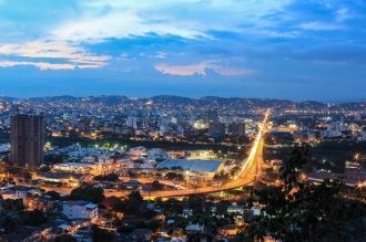 Ночной город&nbsp;Кукута.