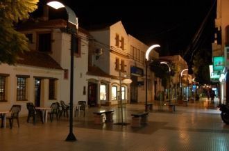 Ночной город Ла-Риоха.