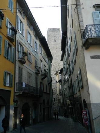 Улица Виа Гомбито