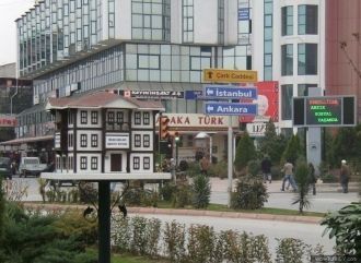 Улица Адапазары.