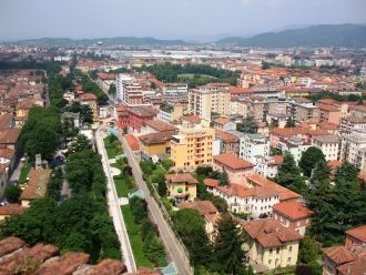 Фото Брешиа с высоты.