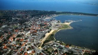 Город Нюкёбинг с высоты.