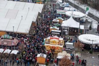 Жители и гости Гельзенкирхена.