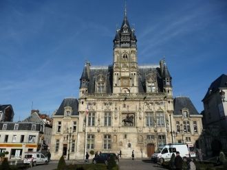 Ратуша в Компьене.