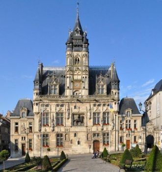 Здание мэрии.