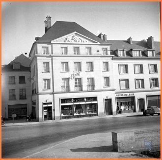 Старые фото города Компьень.