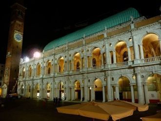 Ночная Виченца