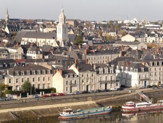 Анже (Angers) является главным городом ф
