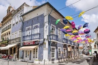 На улице города Агеда.