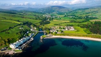 Вид на Антрим с высоты.