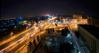 Фотография ночью, Ярославль, Россия.