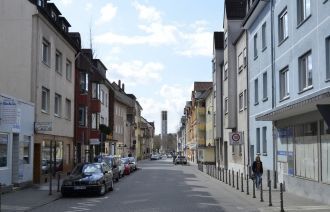 Германия, Дармштадт. Тихие улицы города.