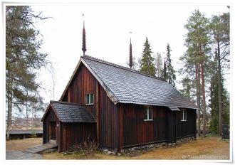 Деревянная срубная Городская церковь.