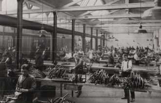 Историческое изображение фирмы Miele в Г