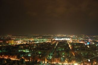 Город Марибор ночью.