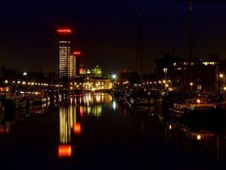 Ночной город. Леуварден, Нидерланды.