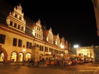 Ночь на центральных улицах Лейпцига.