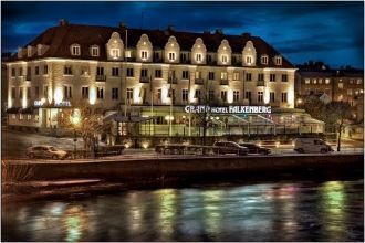 Фотография ночью, город Фалькенберг.