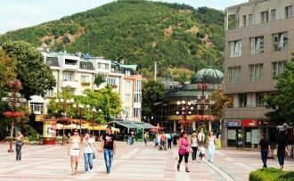 Городские жители и гости города Благоевг