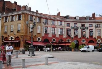 Люди в Лиможе.