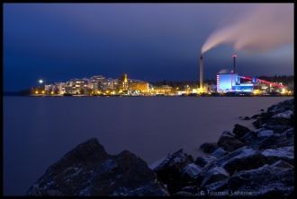 Ночной город Нокиа.