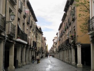 Улица Алькала-де-Энареса.