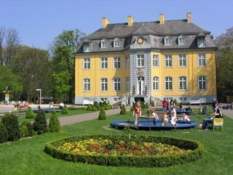 Замок Бек - это особняк в стиле барокко 