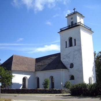 Церковь Каарлела.