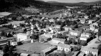 Старый город на фото.