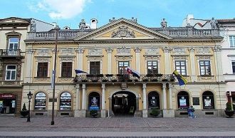 Старинное здание Ратуши.